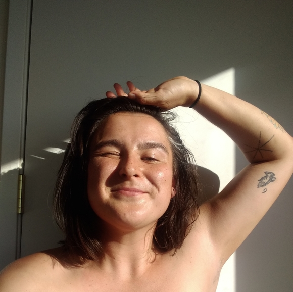 Seller Info 💌 - Picture 3 of 16